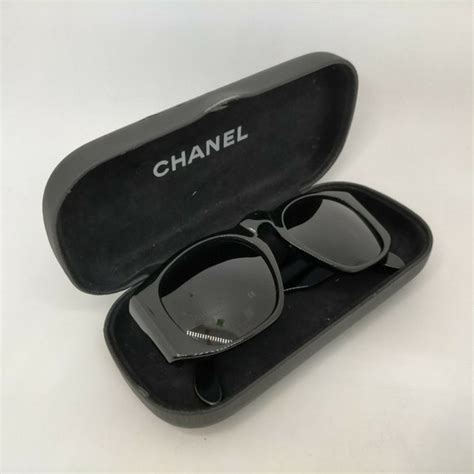 dames zonnebril chanel|chanel sunglasses for women black.